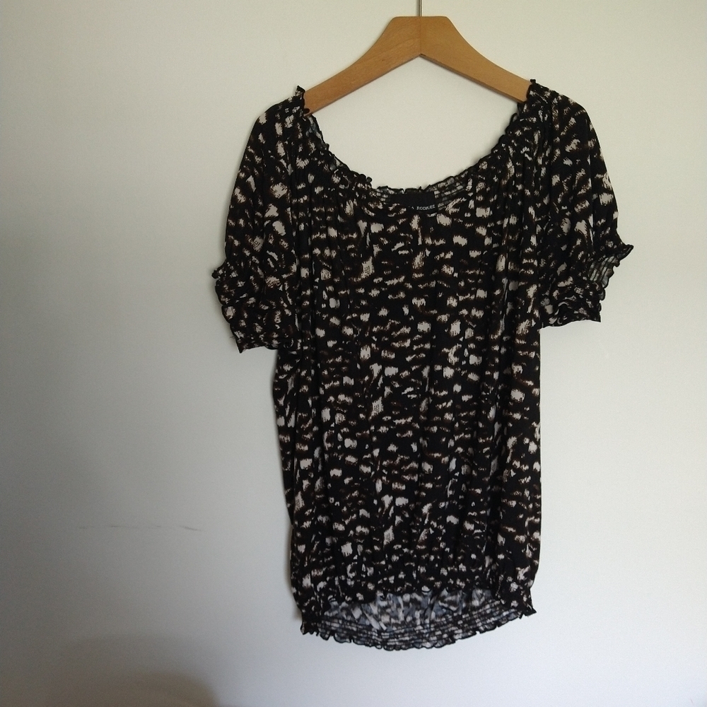 Isabella Rodriguez Small Petite Flowy Blouse - Picture 4 of 4